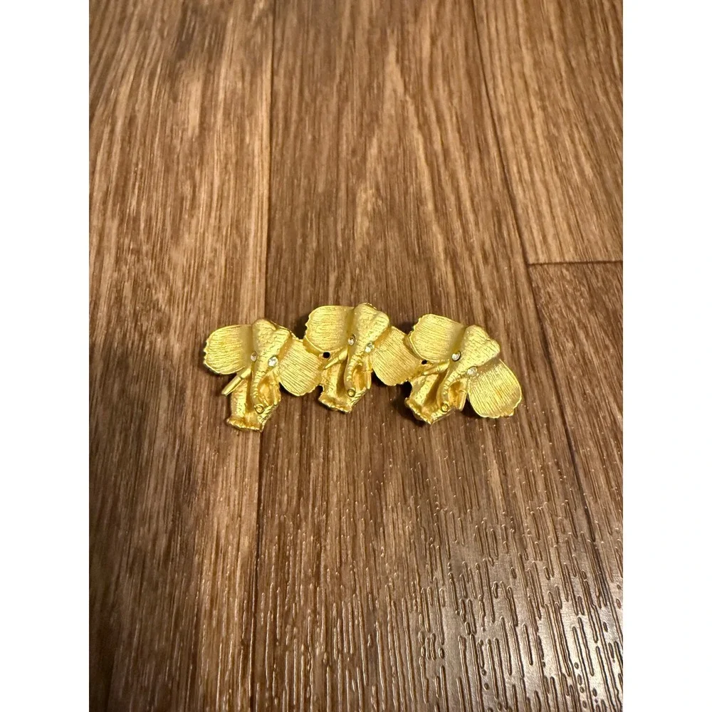 Unbranded vintage gold